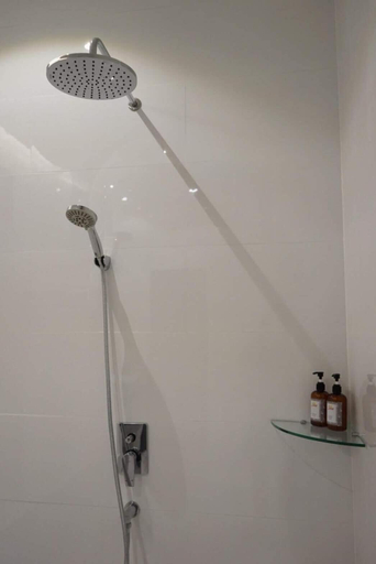 Bathroom 4, Sans Hotel, Muang Ratchaburi