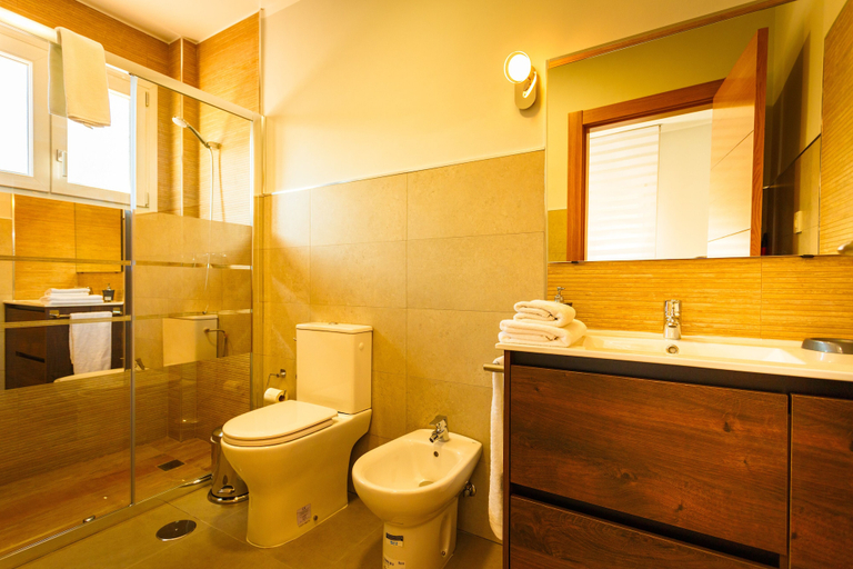 Bathroom 5, Apartamentos Turísticos Cullar Vega, Granada