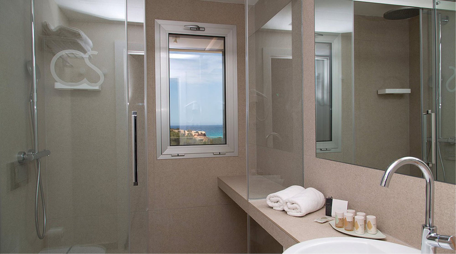 Bathroom 5, Hotel Cala Saona & Spa, Baleares