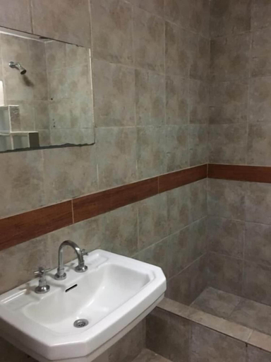 Bathroom 5, Hotel Chipre, Distrito Federal