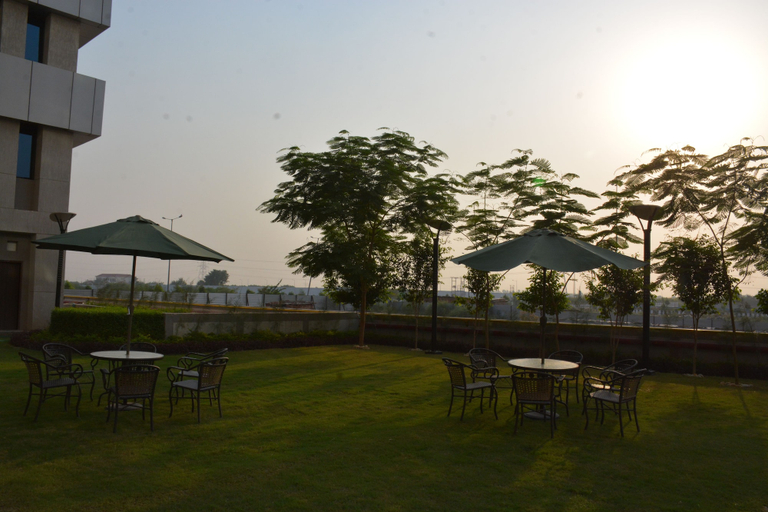Exterior & Views 2, Hide Away Suites, Gautam Buddha Nagar