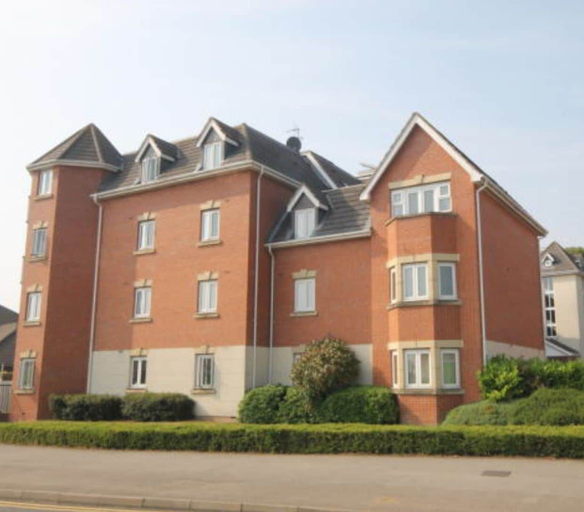 Exterior & Views 2, Empire 2 Bedroom Serviced Apartment, Leicestershire