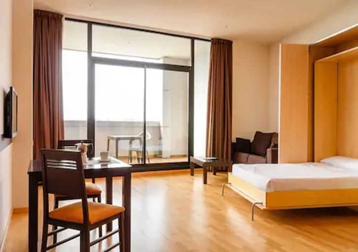 Bedroom 3, Aparthotel Wellness, Valencia