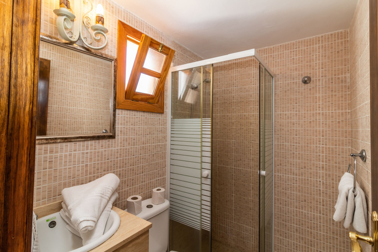 Bathroom 4, Bungalows Rebecca Park, Las Palmas