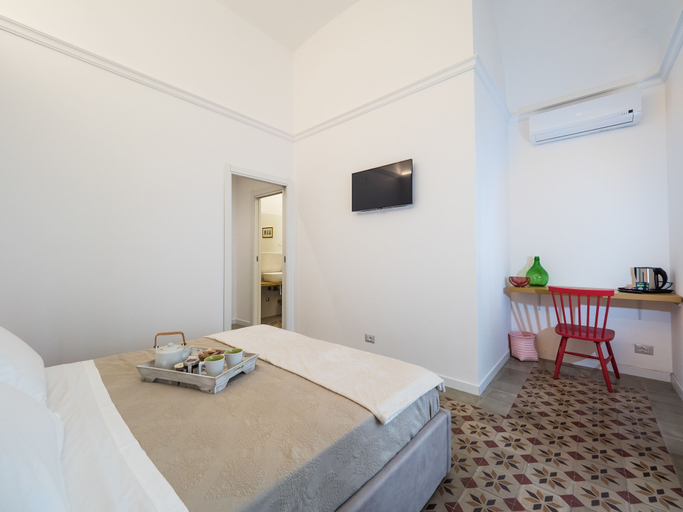 Bedroom 4, Sciara Larmisi, Catania