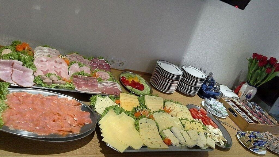 Food & Drinks 5, Pension am Meer, Aurich