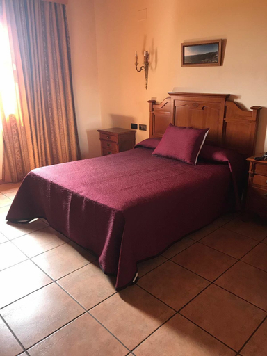 Bedroom 3, Hotel Alfonso VIII, Jaén