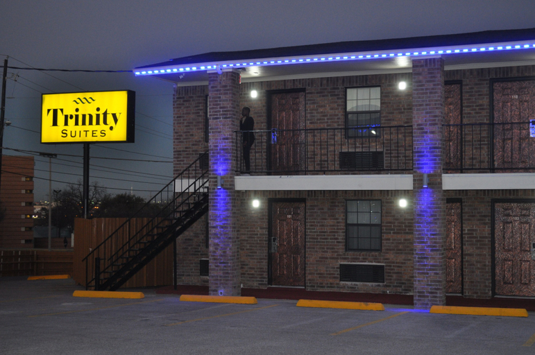 Exterior & Views 2, Trinity Suites Downtown Dallas, Dallas
