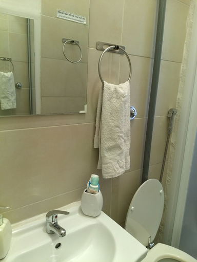 Bathroom, amoRaRoma, Rome