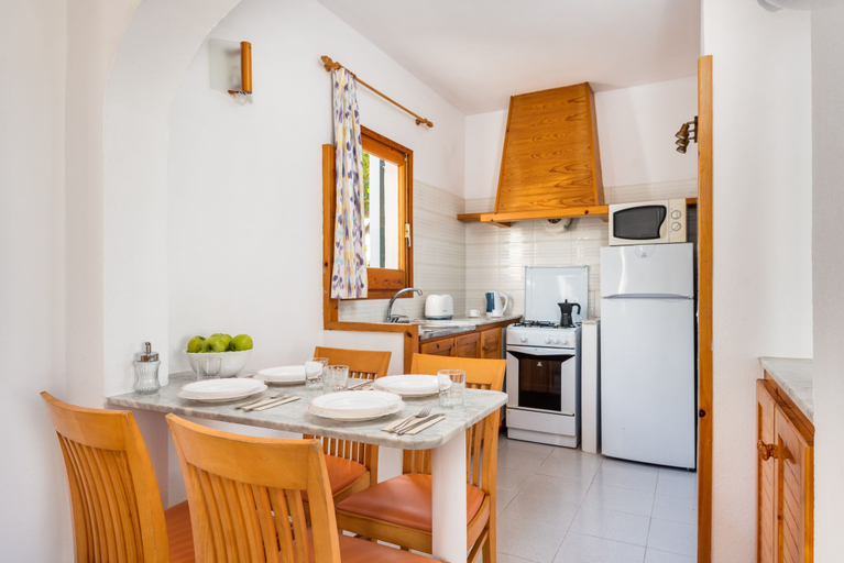 Others 5, Casas Menorquinas, Baleares