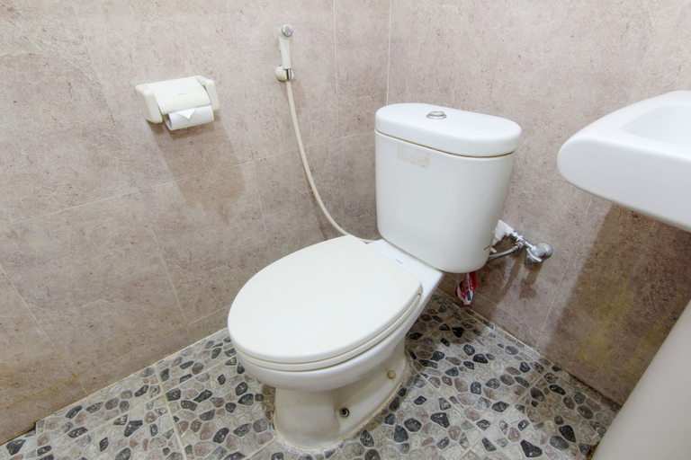 Bathroom 4, Hotel Tiger Yogyakarta, Sleman