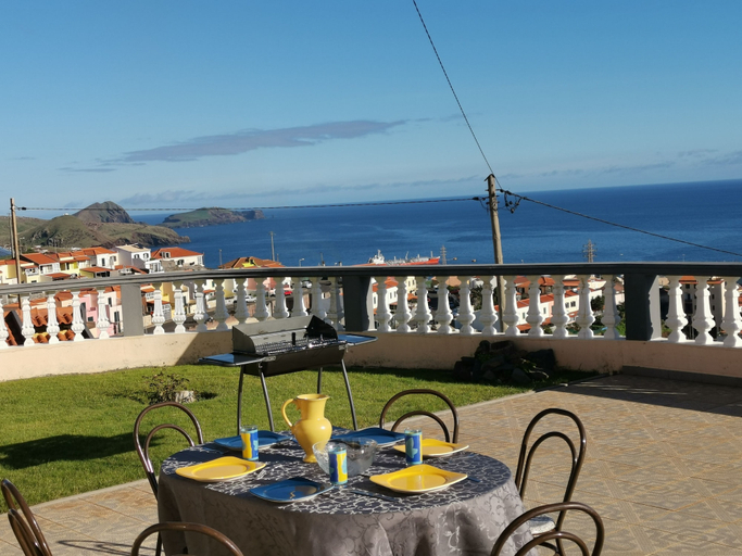 Food & Drinks, Villa Caniçal, Santa Cruz