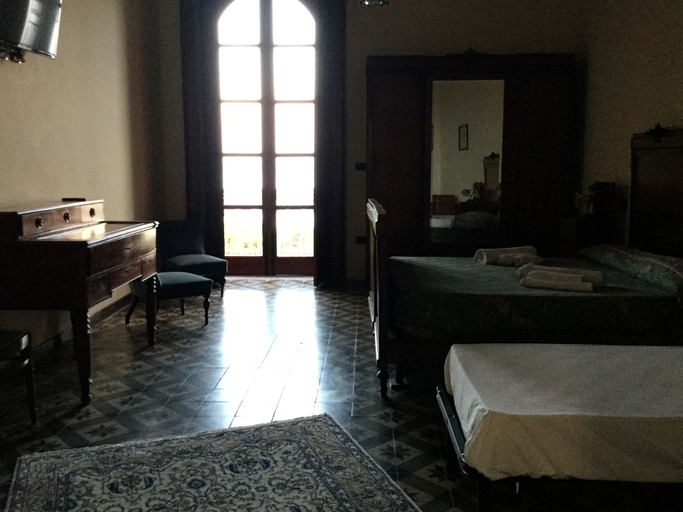 Bedroom, Marina Inn, Messina