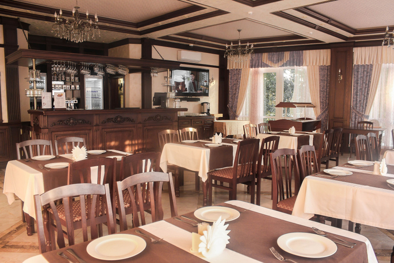 Food & Drinks 4, Villa Polianna, Sochi gorsovet