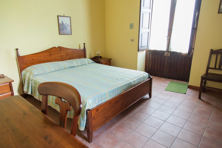 Bedroom 2, L'Antica Vigna, Catania