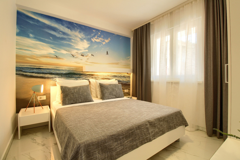 Bedroom 3, Marula, Gradac
