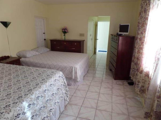 Bedroom 3, Villa Donna Inn