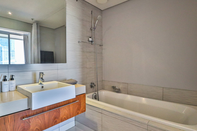 Bathroom 4, Harbour Bridge 417 by CTHA, City of Cape Town