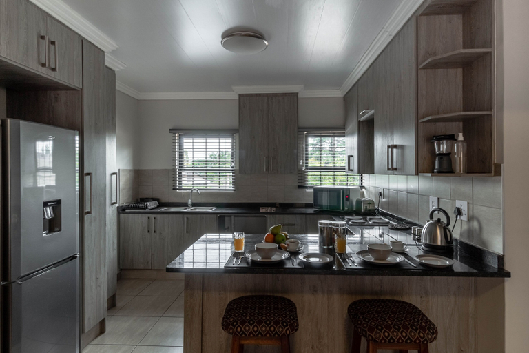 Others 5, Camelot Guest House & Apartments, Dr Kenneth Kaunda