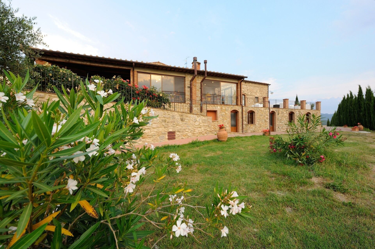 Exterior & Views 2, Agrihotel Il Palagetto, Pisa