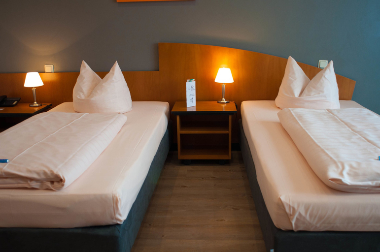 Bedroom 13