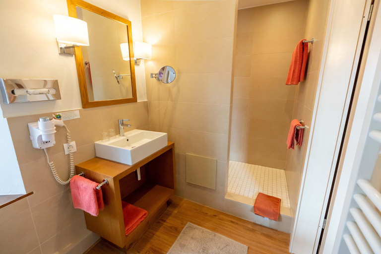 Bathroom 4, Hotel à l'Oriel, Haut-Rhin