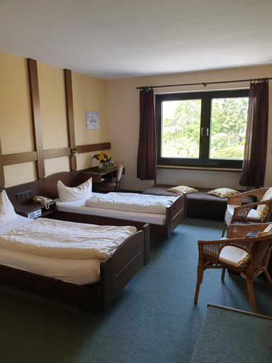 Bedroom 5, Heidehotel Anna, Heidekreis