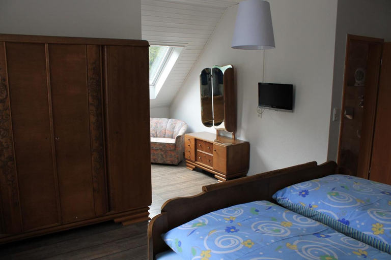Bedroom 3, Hotel-Restaurant Neu Holland, Kassel