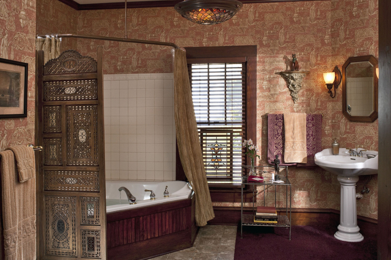 Bathroom 3, Cliff Cottage Inn - Downtown Bed & Breakfast, Carroll
