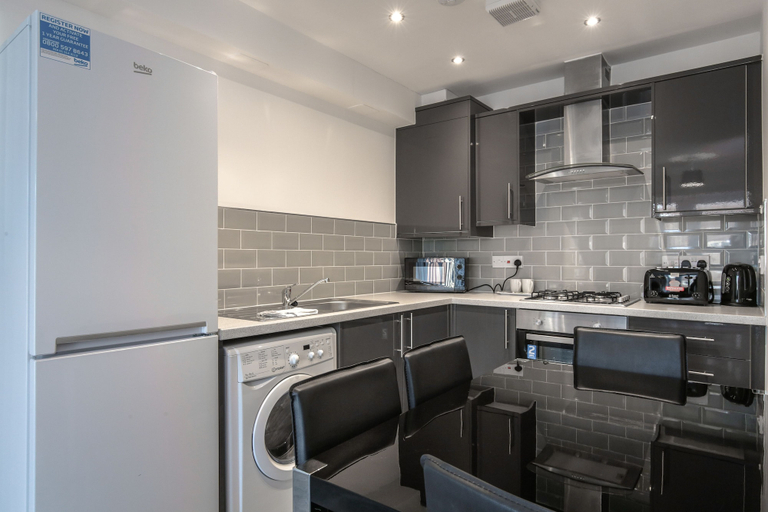 Others 5, Approved Serviced Apartments Liverpool, Sefton