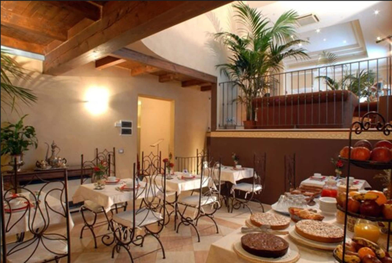 Food & Drinks 5, Hotel Del Borgo, Bologna