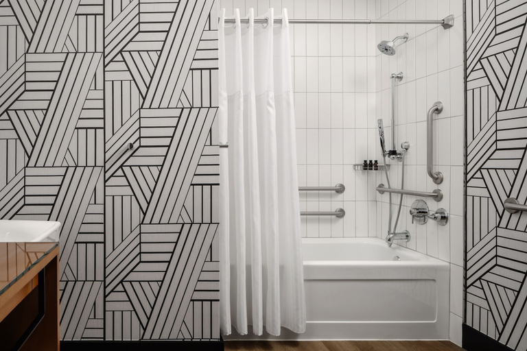 Bathroom 4, Hotel Tupelo, a Wyndham Hotel, Lee