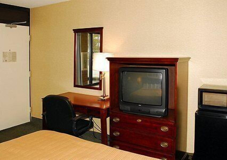 Bedroom 2, Quality Inn Manassas, Prince William