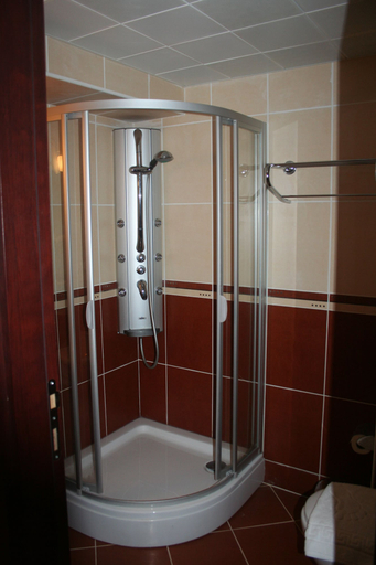 Bathroom 3, Cihan Turk Hotel, Marmaris