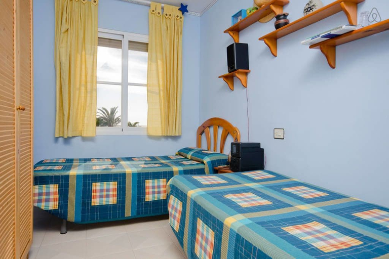 Bedroom 2, Apartamento Primera Línea de Playa, Granada
