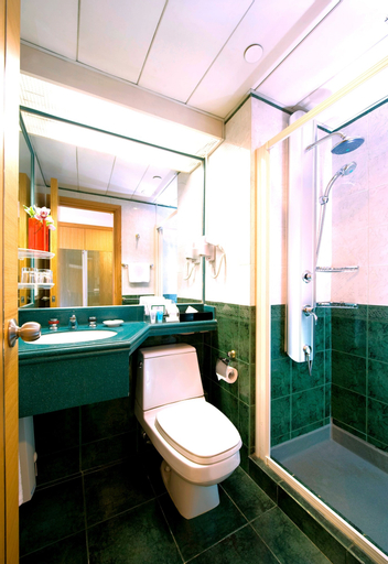Bedroom 5, Bishop Lei International House, Hong Kong Island