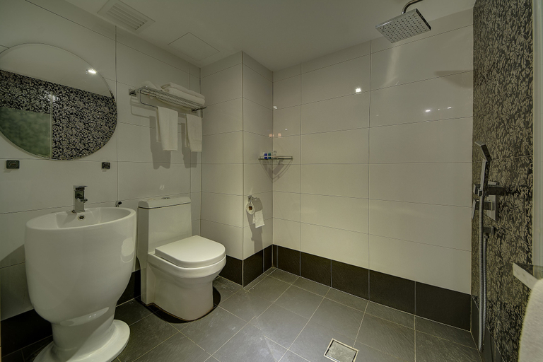 Bathroom 4, Arenaa Batik Boutique Hotel, Kuantan