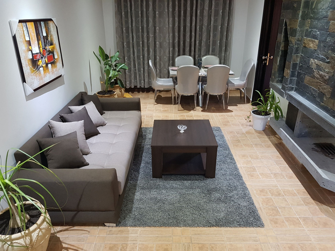 Others 5, Chalet Asmoun, Sefrou