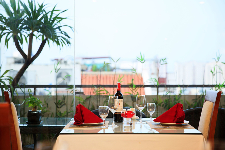 Food & Drinks 5, Luxeden Signature Hotel, Cầu Giấy
