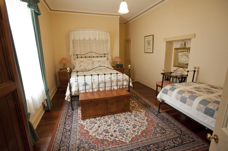 Bedroom 3, Robe House, Robe