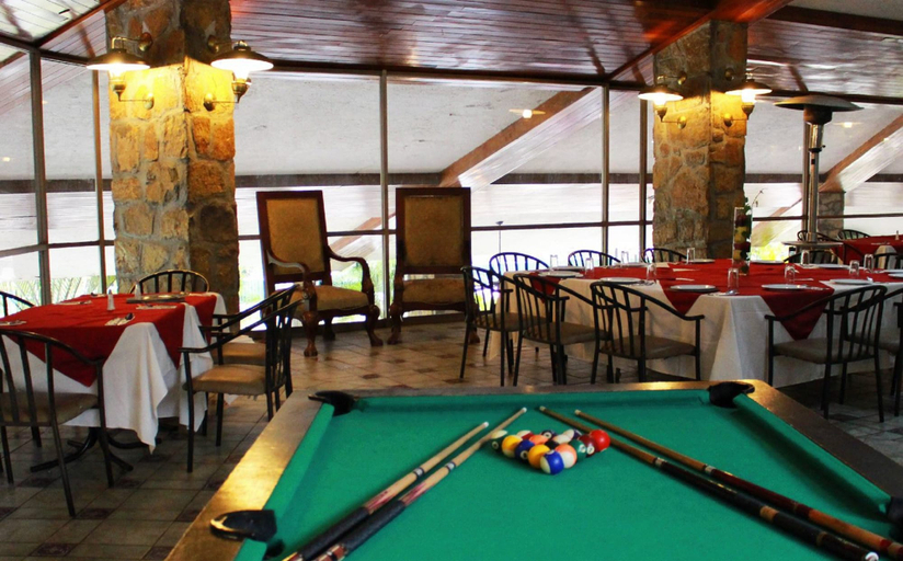 Food & Drinks 4, Bahía Escondida, Santiago