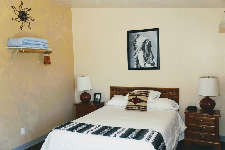 Bedroom 3, The Riverside Ranch RV Park, Motel & Campground, Garfield