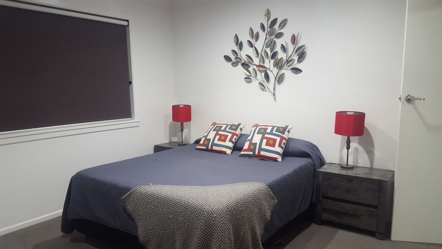Bedroom 3, Colonial Tweed Holiday & Home Park, Tweed Heads