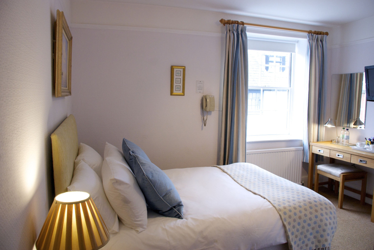 Bedroom 3, Chantry Hotel, Suffolk