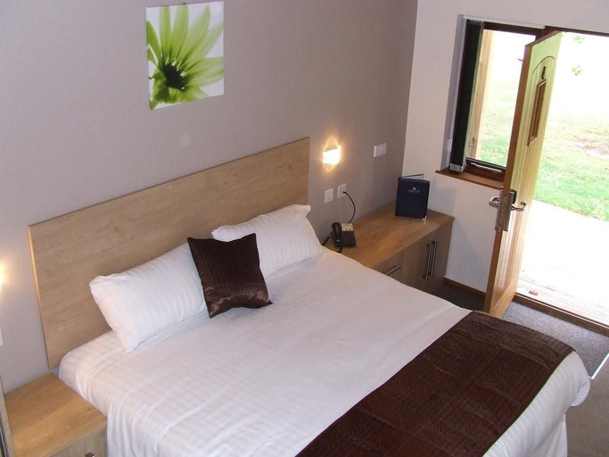 Bedroom 4, Calderfields Golf & Country Club, Walsall