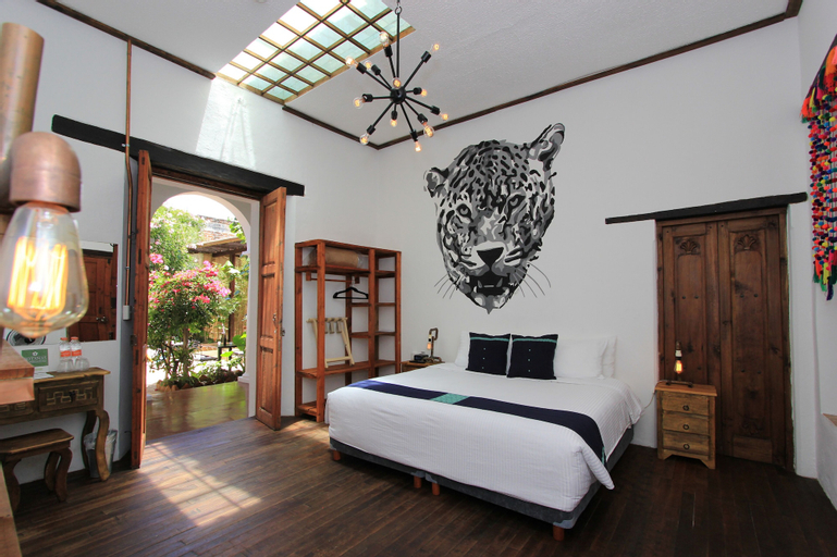 4 Star Hotels in San Cristóbal de las Casas, Chiapas Book Promo at 