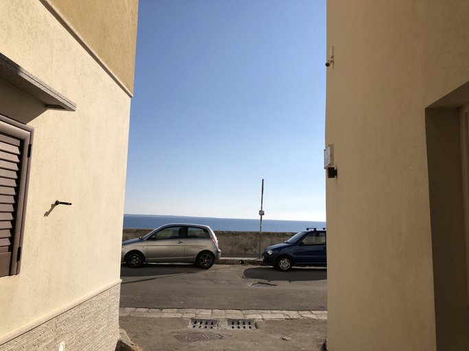 Primary image