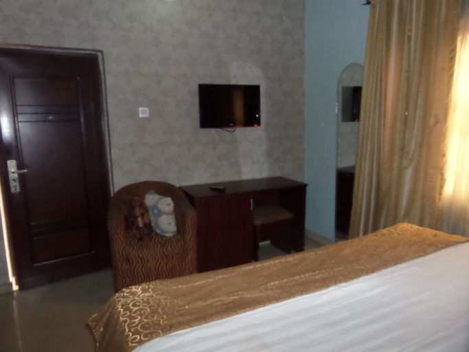 Bedroom 2, Chatwell Hotel, Kosofe