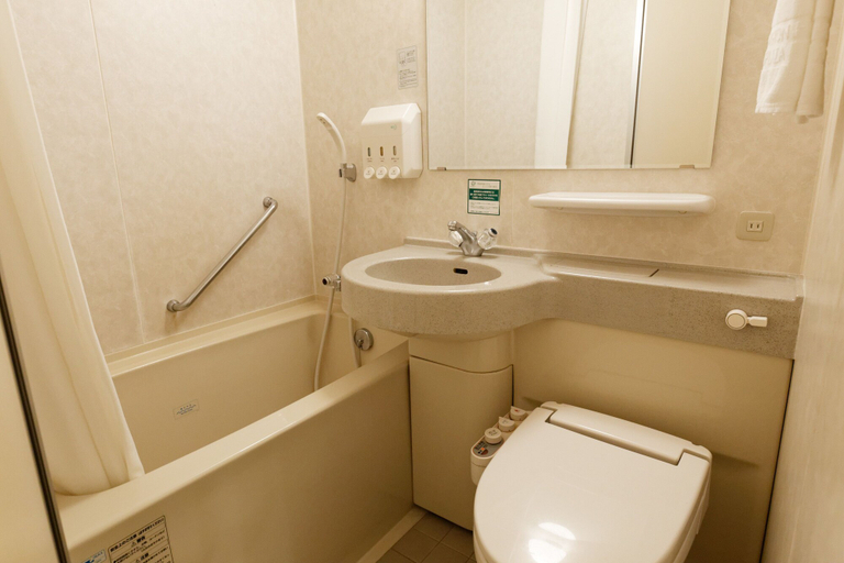 Bathroom 5, Kurume Washington Hotel Plaza, Kurume