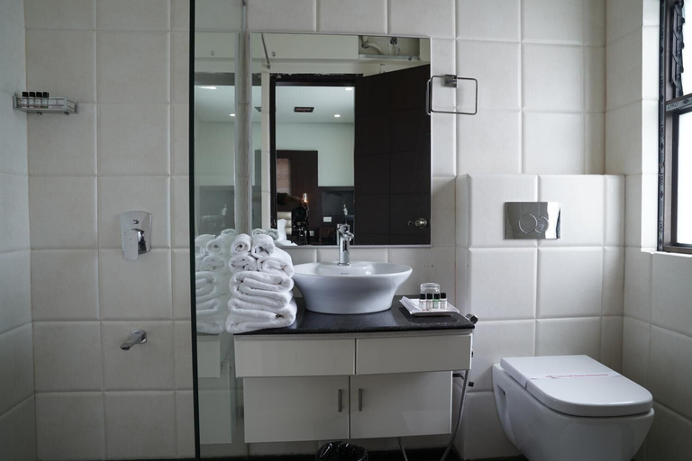 Bathroom 5, Hotel Annapurna, Bankura